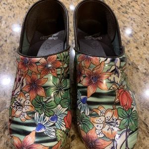 FLORAL DANSKOS - DISCONTINUED PATTERNED